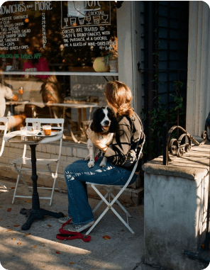 cafeWoman